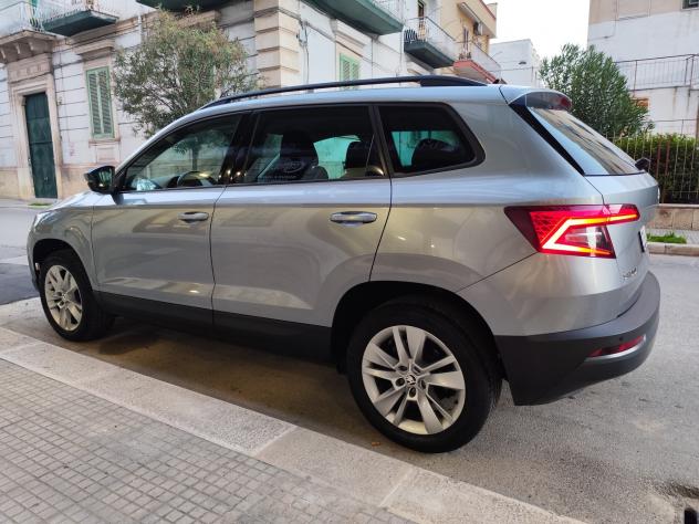 Skoda Karoq 1.6 TDI 115CV DIESEL DSG NAVI - Foto 5