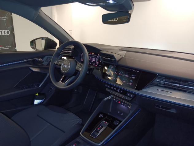 Audi A3 allstreet 35 TDI S tronic Business Advanced - Foto 8
