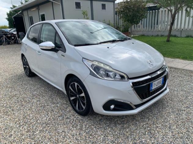 PEUGEOT 208 1° serie PureTech 82 Stop&Start 5 porte Signature rif. 24091896 - Foto 3