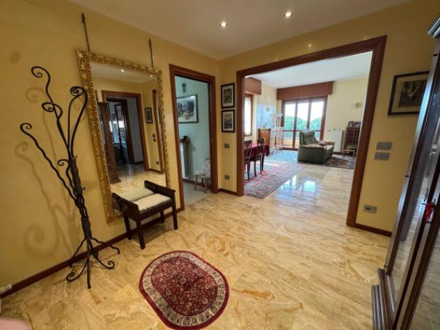 Appartamento di 120 m² con 3 locali e box auto in vendita a Monza - Foto 17