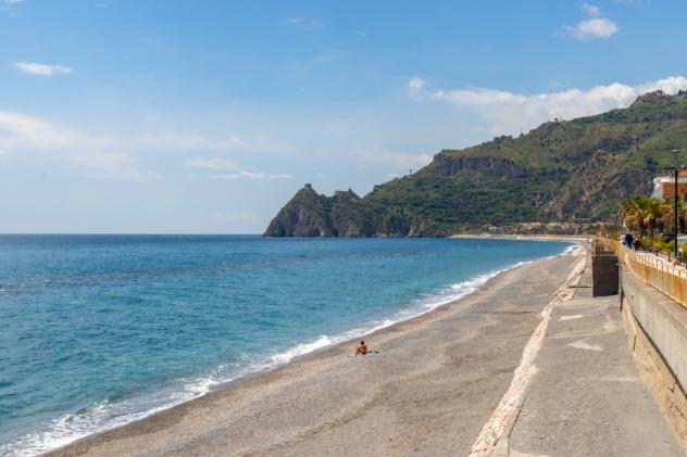 Bilocale in vendita a Sant'Alessio Siculo - Foto 2