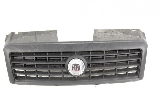 735482023 MASCHERINA GRIGLIA PARAURTI ANTERIORE FIAT DOBLO 1.6 M 76KW 5M 2P (2009) RICAMBIO USATO