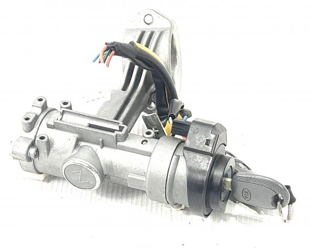 BLOCCHETTO ACCENSIONE CON CHIAVE PIU KIA Sportage Serie D4EA Diesel 2000 (0410)