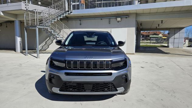 Jeep Avenger e-Hybrid 1.2 MHEV e-Hybrid Turbo Summit - Foto 2