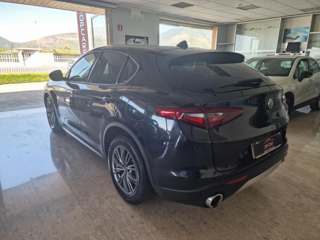 Alfa Romeo Stelvio 2020 - Foto 2