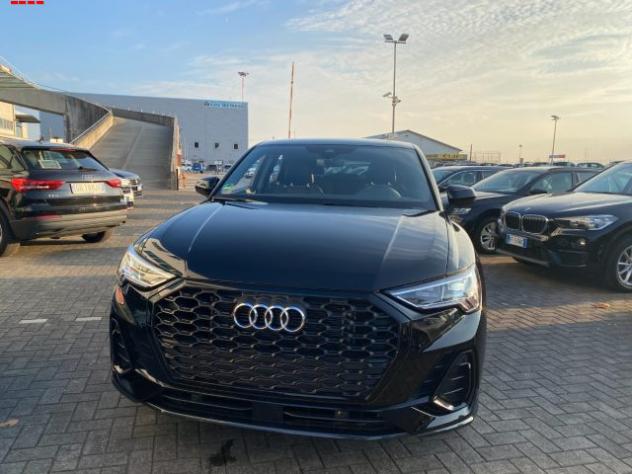 AUDI Q3 SPB 35 TFSI S tronic S line edition rif. 24203509 - Foto 4