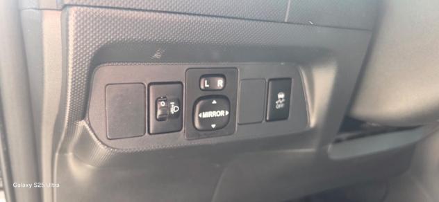 Toyota Auris 1.4 benzina Neopatentati - Foto 9