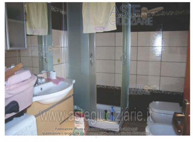IMMOBILI-IMMOBILE RESIDENZIALE-Via Nepi n. 1 - Foto 5