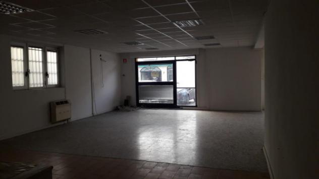 Immobile di 160 m² con 4 locali in affitto a Soliera - Foto 6