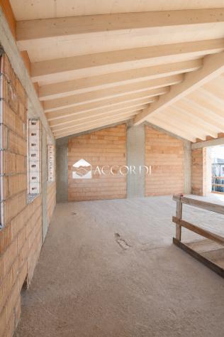 VILLA A SCHIERA di 4 vani e di 181 mq (GIAVERA DEL MONTELLO) rif. PS103A - Foto 12