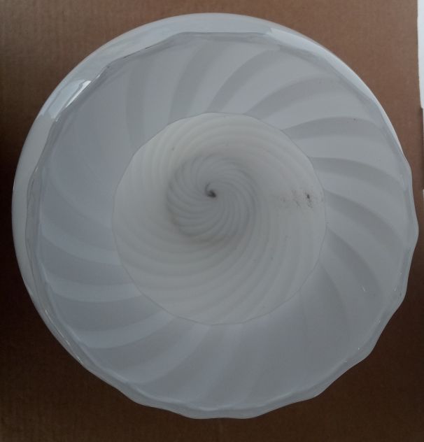Vaso Anfora in Vetro Bianco Satinato con venature più chiare Realizzato Murano - Foto 4