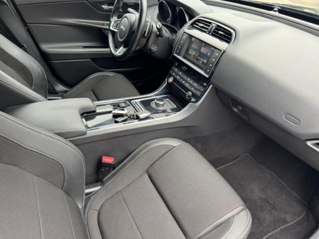 JAGUAR XE (X760) XE 2.0 D 180 CV aut. R-Sport - Foto 10