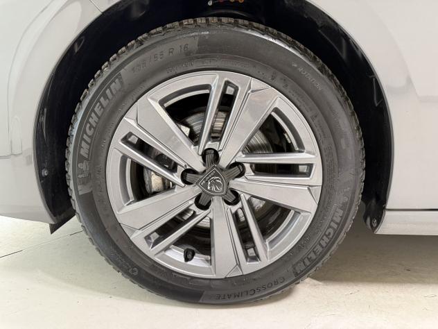 Peugeot 308 308 1.2 PureTech 5Pt Turbo Allure S&S 130CV - Foto 9