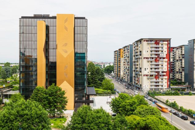 Bicocca quadrilocale 2 bagni per studenti universitari