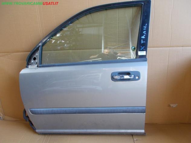 PORTA ANT.S. ORO MET CON ALZACR. NISSAN X-TRAIL (T31) 999-U44481 Carrozzeria  Lamierati esterni  Porte  Porta ant. sx. NISSAN - X-TRAIL - 01-02-2004 -
