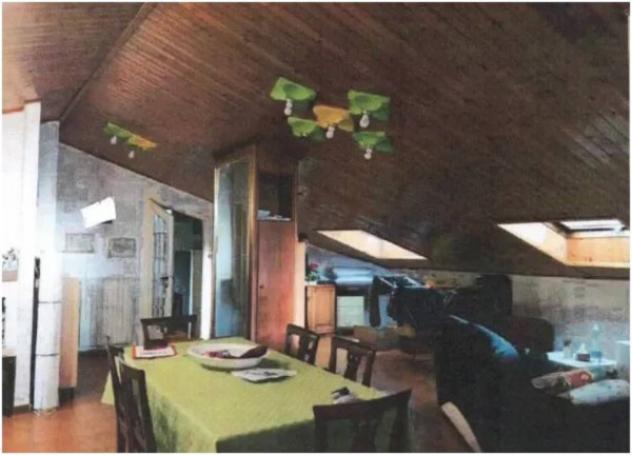 Immobile in asta di 249 m² con più di 5 locali e box auto in vendita a Aulla - Foto 9