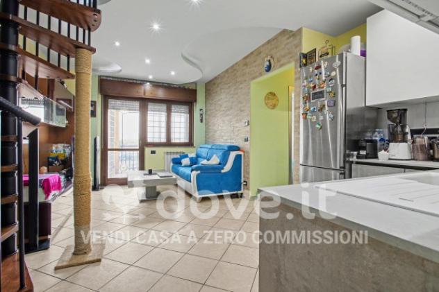 Appartamento di 85 m² con 3 locali e box auto in vendita a Roma - Foto 2