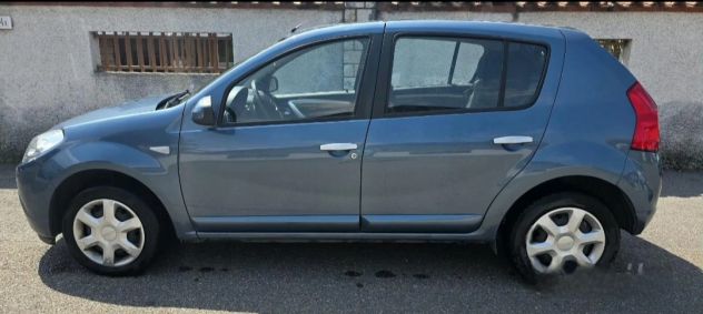 Dacia Sandero 5 porte usata molto poco - Foto 4
