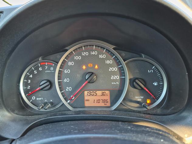 Toyota Yaris 1.0 5 porte Lounge CV-69 E5B Manuale NEO 2014 - Foto 9