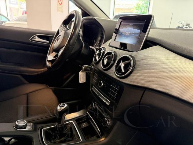 MERCEDES - Classe B - B 180 d Sport - Foto 10