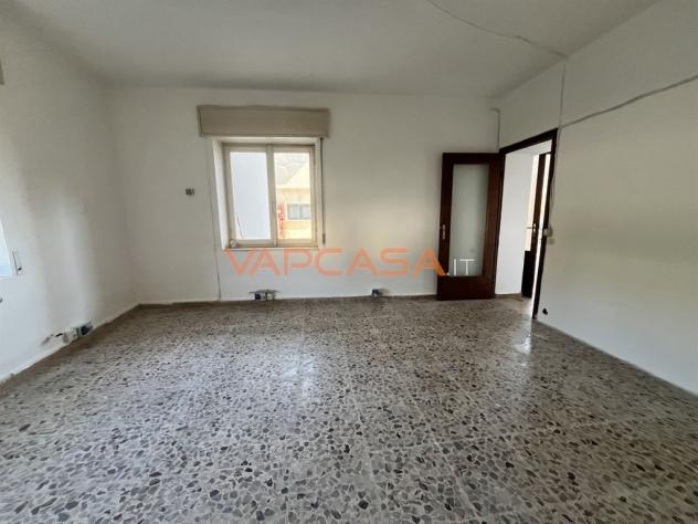 CASA INDIPENDENTE CON 2 APPARTAMENTI - Foto 9
