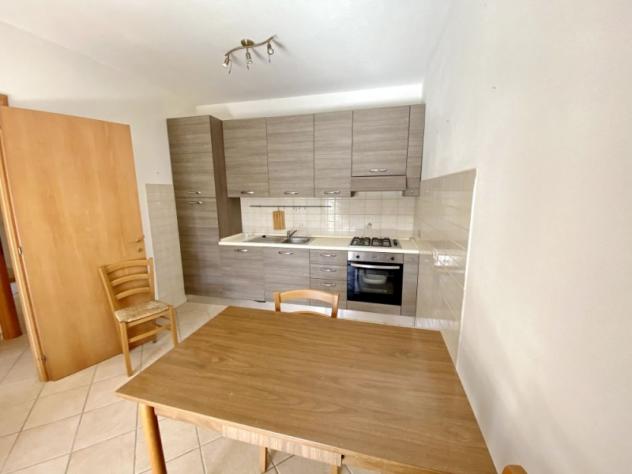 BIVIO DI RAVI APPARTAMENTO CON INGRESSO INDIPENDENTE AL PIANO TERRENO E AMPIO GIARDINO - Foto 5