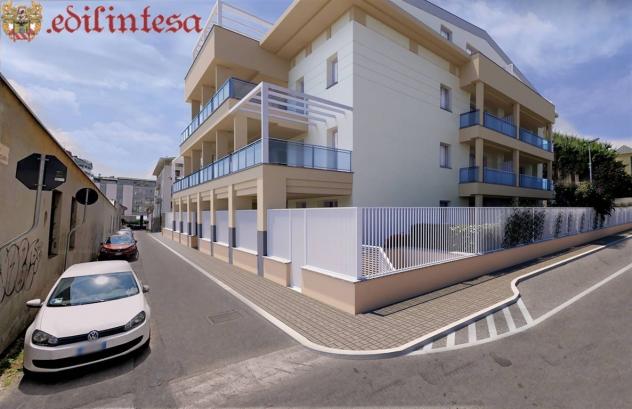 Trilocale ampio o quadrilocale favoloso con giardino privato con DETRAZIONE SISMABONUS - Foto 2