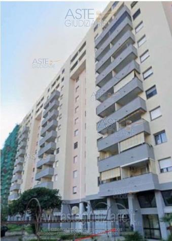 IMMOBILI-IMMOBILE RESIDENZIALE-Piazza sandro pertini n. 8, Taranto, 74100 - Foto 2