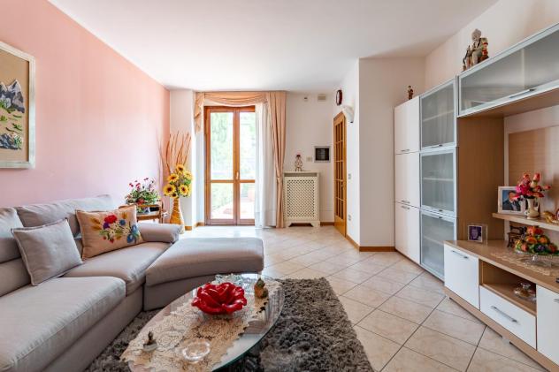 casa indipendente in vendita a Cerreto Guidi