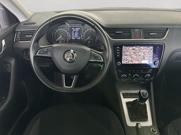 Škoda Octavia 1.6 TDI Executive - Foto 10