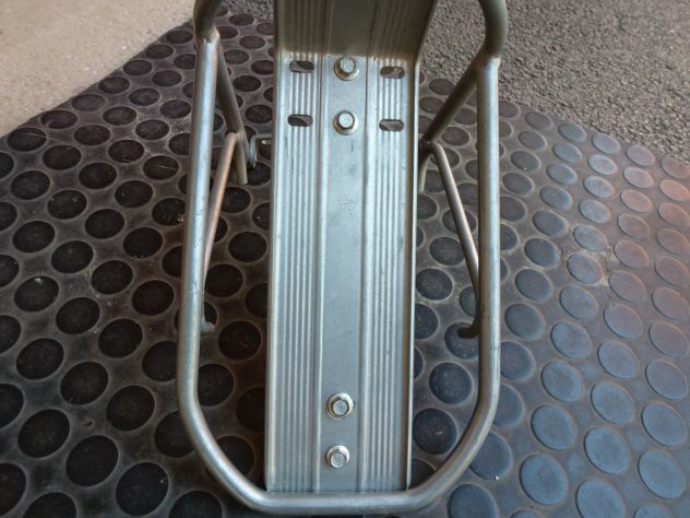 Portapacchi anteriore biciclette: unisex in alluminio perfetto e mai utilizzato. - Foto 7