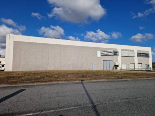 Immobile di 11300 m² con più di 5 locali in affitto a Inveruno - Foto 2