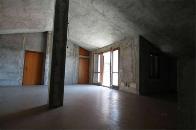 Palazzo / Stabile di 450 m² con più di 5 locali in vendita a Galbiate - Foto 15