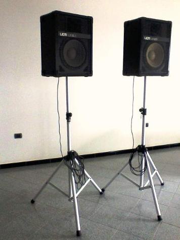 Coppia (due) casse Lem 300 Watt +coppia (due) supporti + coppia (due) cavi 10 mt