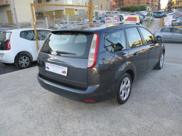 Ford Focus 1.6 TDCi (110CV) SW TITANIUM 2011 - Foto 10