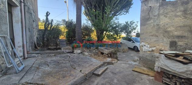 VALDERICE – C/da Blandano – Soluzione indipendente su 2 elevaz. di 170mq ca. + 650mq ca. terreno. Interamente da ristrutturare. Euro 25 mila CL GI - Foto 8