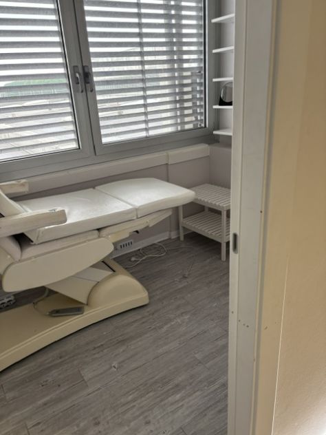 vendita attività di estetica - Foto 5