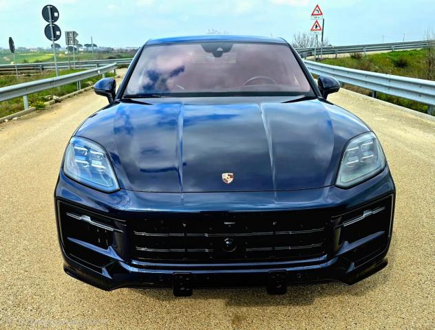 PORSCHE CAYENNE COUPE 3.0 E-HYBRID NO BOLLO E SUPERBOLLO - Foto 8
