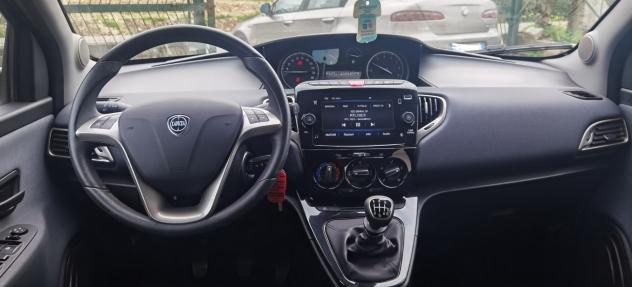 Lancia Ypsilon 1.0 FireFly 5 porte S&S Hybrid Ecochic A. Ferretti - Foto 6