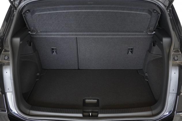 Volkswagen T-Cross 1.0 TSI DSG R-Line Plus 115CV - Foto 6
