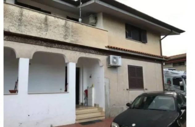 Immobile in asta di 193 m² con più di 5 locali in vendita a Cisterna di Latina - Foto 16