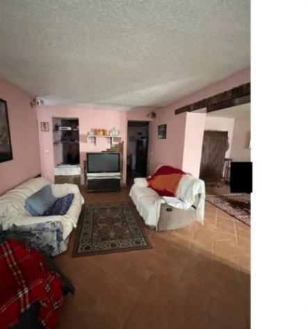 Immobile in asta di 236 m² con più di 5 locali e box auto in vendita a Corana - Foto 9