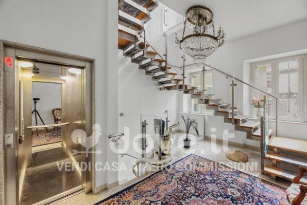 Casa indipendente di 285 m² con più di 5 locali in vendita a Varese - Foto 20