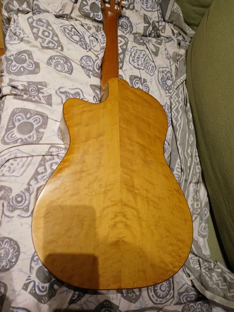 Chitarra classica di liuteria, elettrificata, spalla mancante - Foto 3