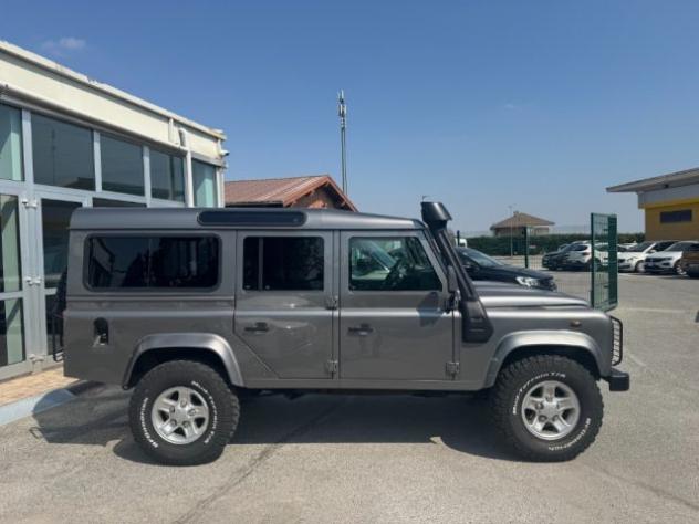 LAND ROVER Defender 110 2.4 TD4 Station Wagon SE rif. 24101285 - Foto 4