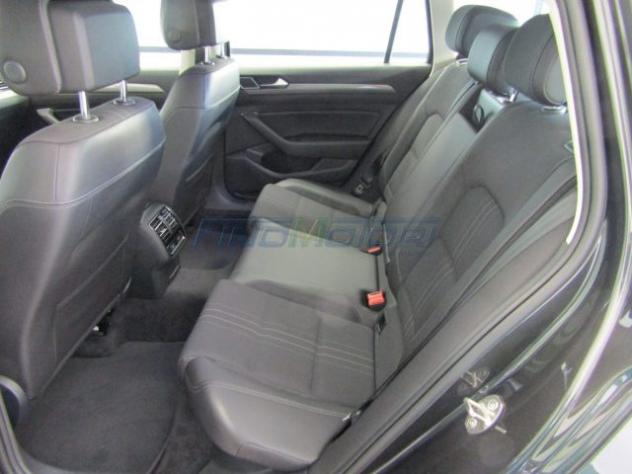VOLKSWAGEN Passat Alltrack 2.0 TDI 190 CV 4MOTION DSG BMT rif. 23023498 - Foto 10