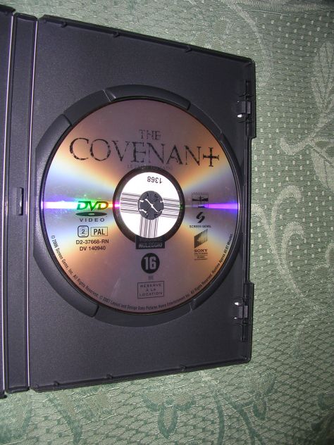 THE COVENANT - Foto 4