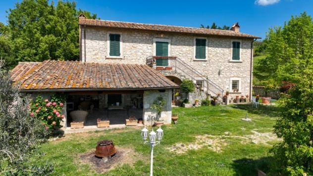 Casale in vendita a Montecchio