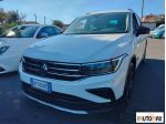 VOLKSWAGEN - Tiguan  2.0 tdi scr R-Line 150cv dsg