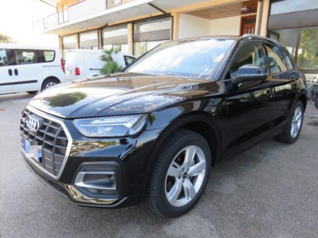 AUDI Q5 45 TFSI quattro S tronic Business rif. 24113298 - Foto 2